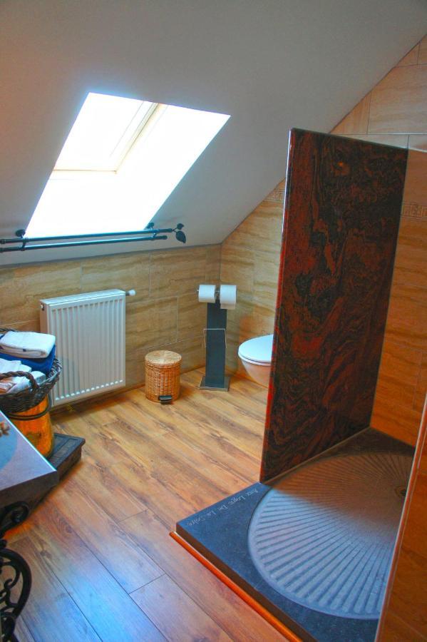 Ferrière-la-Petite Aux Logis De La Solre Bed & Breakfast エクステリア 写真
