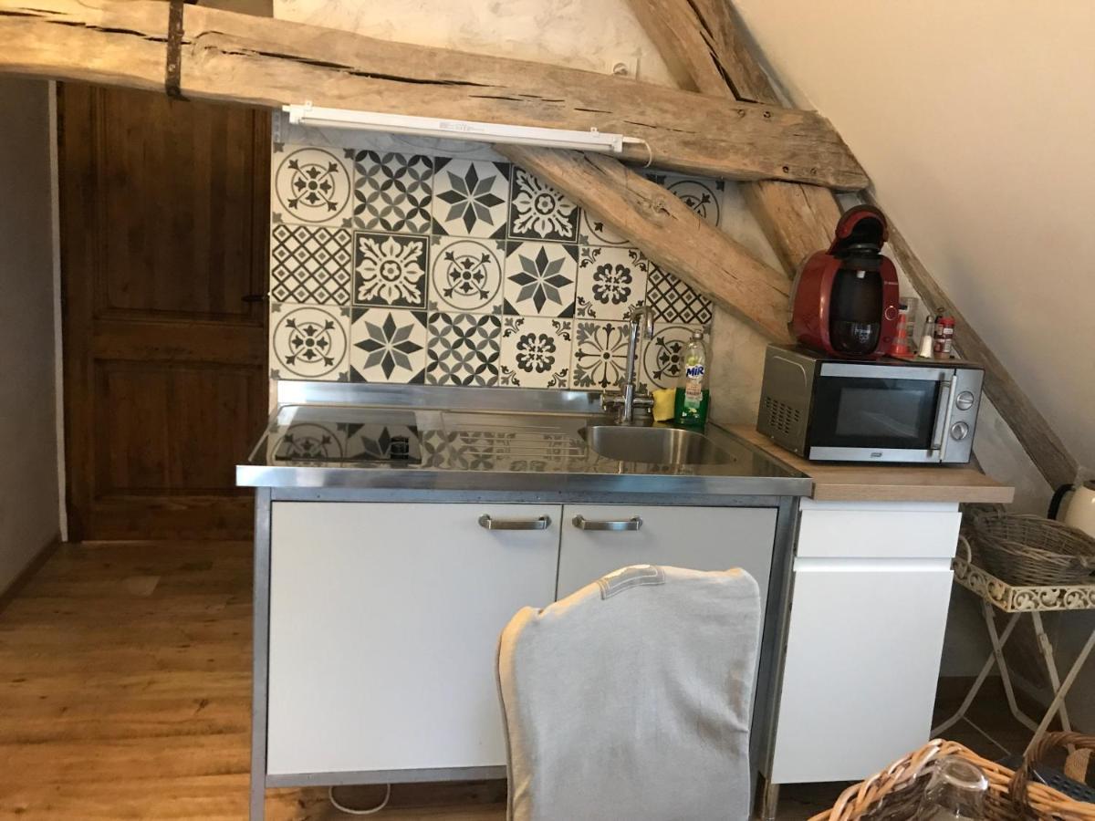 Ferrière-la-Petite Aux Logis De La Solre Bed & Breakfast エクステリア 写真